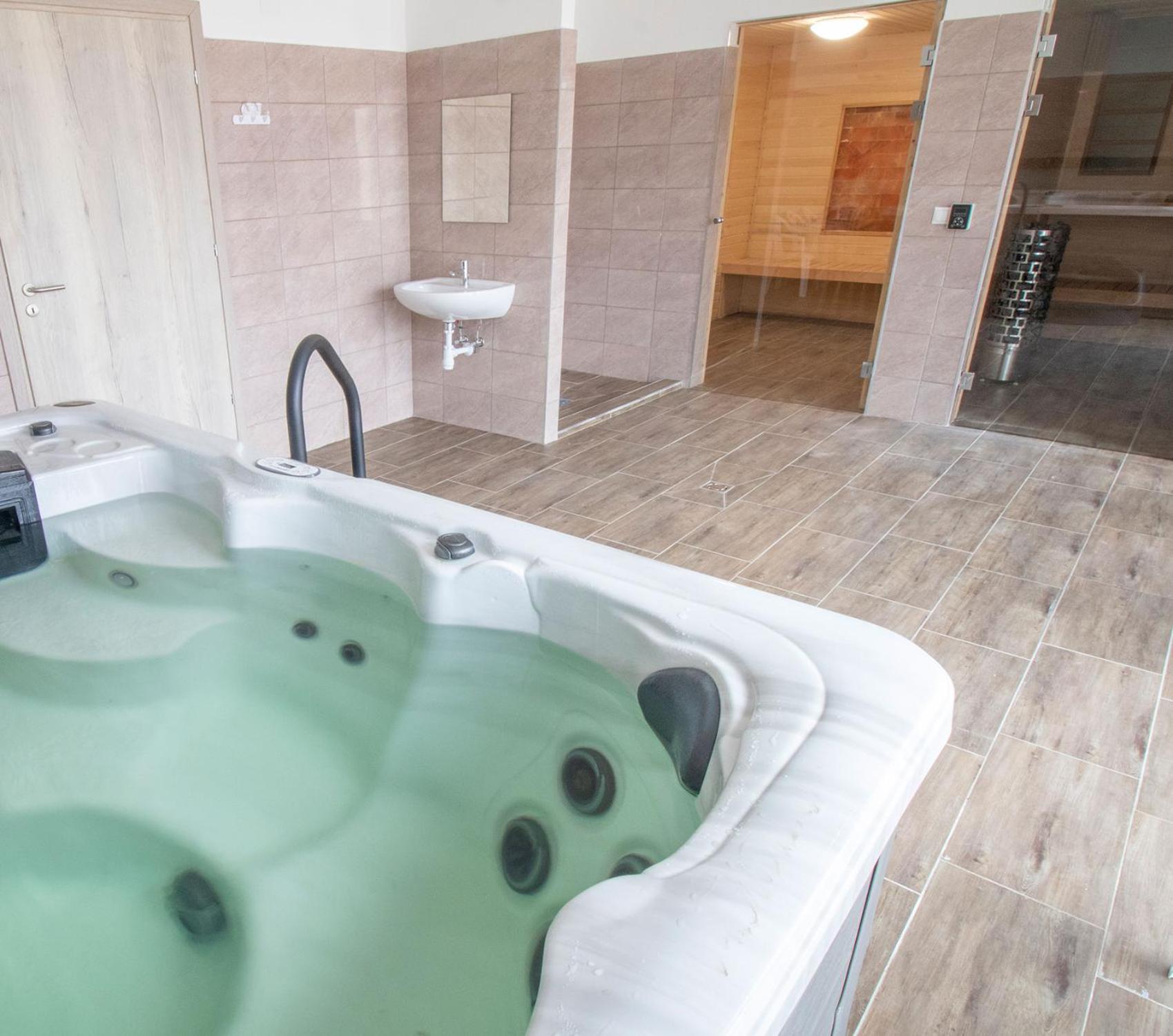 Villa Bellissima Szabolcs Luaran gambar